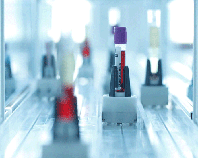 Why work for Douglass Hanly Moir Pathology Image